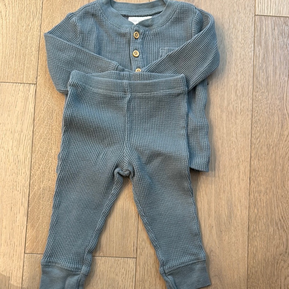 Carter’s Gray Waffle Knit Baby Set